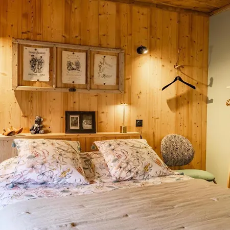 Vakantiehuis La Grange Du Lutrin Saint-Paul-sur-Yenne